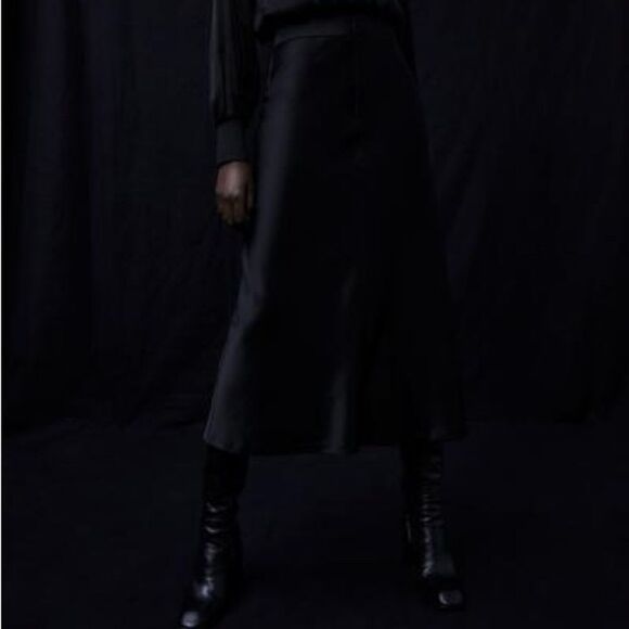 ZARA SATIN EFFECT MIDI SKIRT - Picture 5 of 7